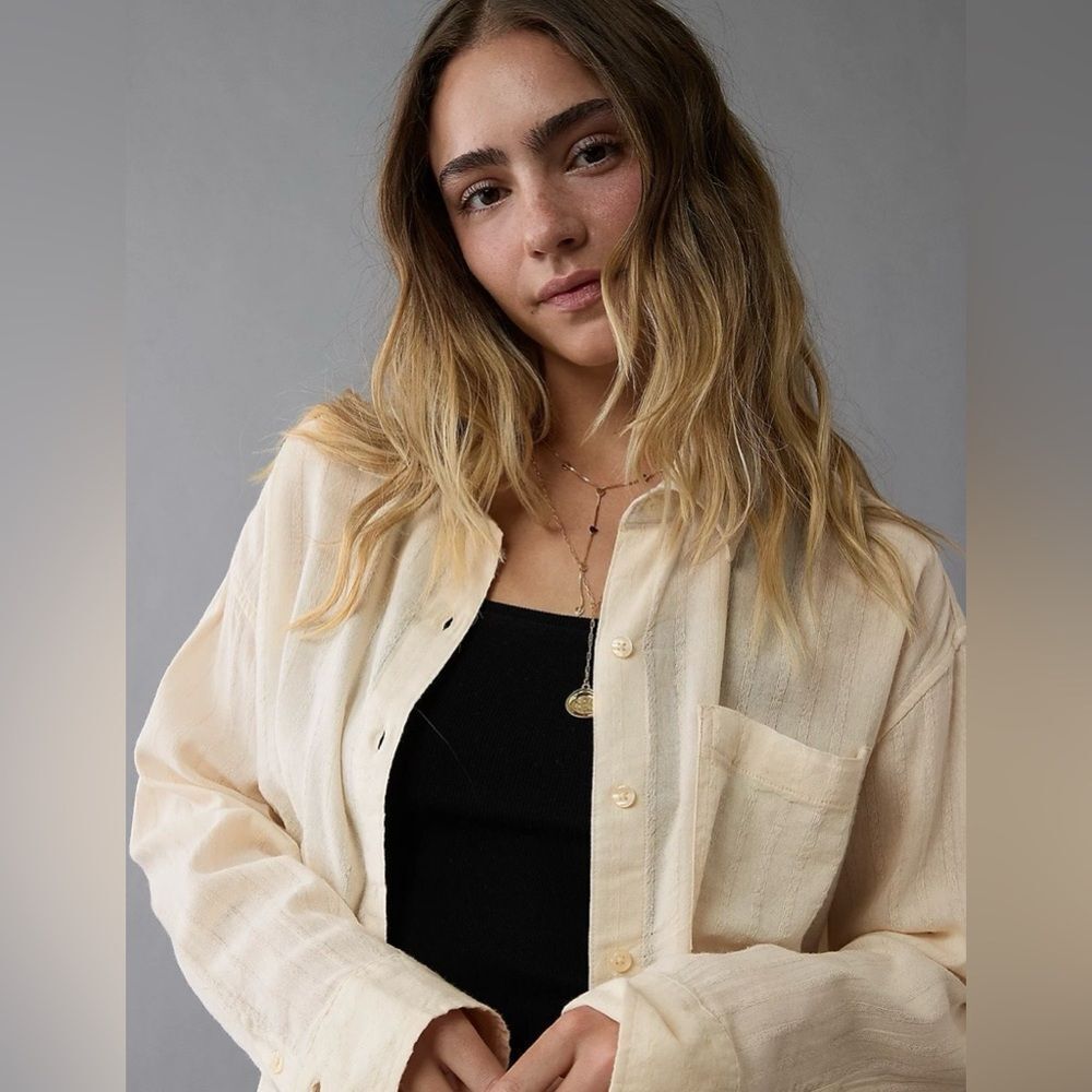 AE Cream Perfect Button up Long Sleeve Classic  Fit Breezy Cotton Shirt